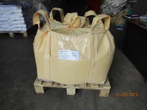 Loose packed into 1 MT jumbo bag on wooden pallet